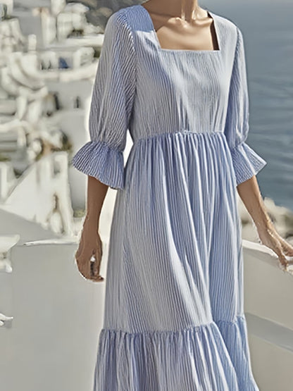Well Tailored Dress with a Graceful Silhouette