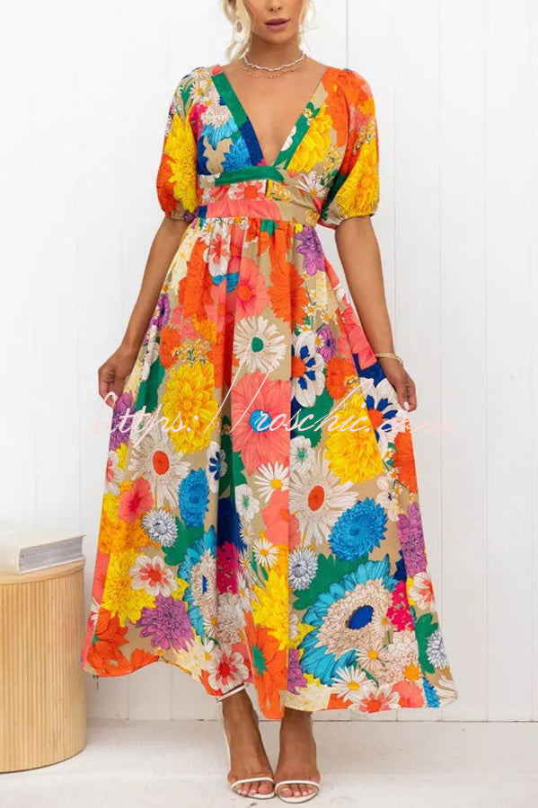 Classic Vintage Dress with a Flattering Fit