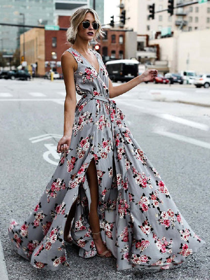 Classic Vintage & Enduringly Stylish Dress