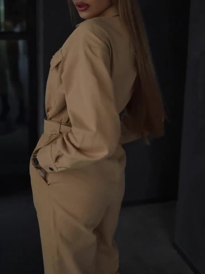 Gracefully Styled Garment for Any Occasion