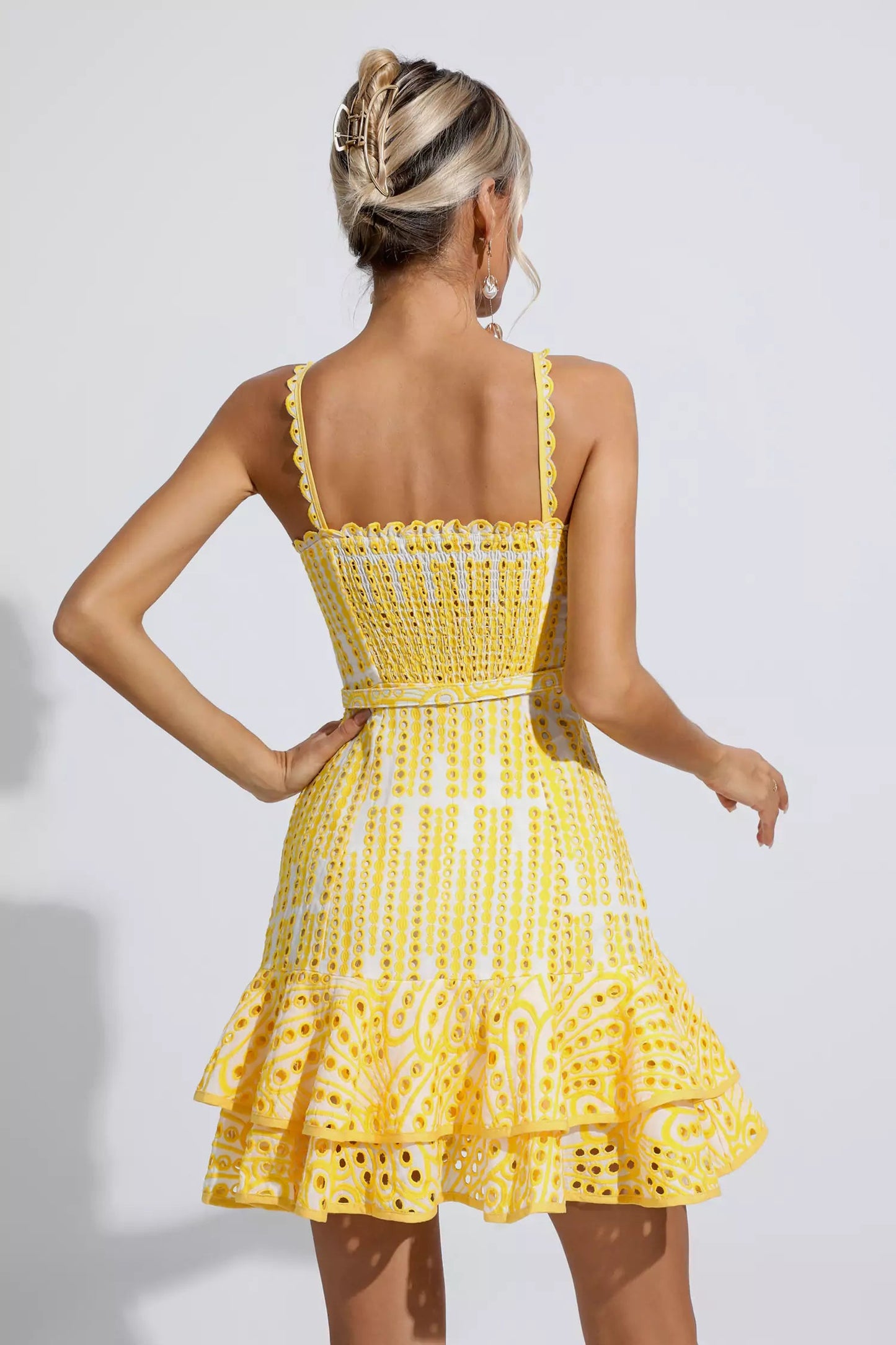 Sophisticated Dress with a Clean Classic Look