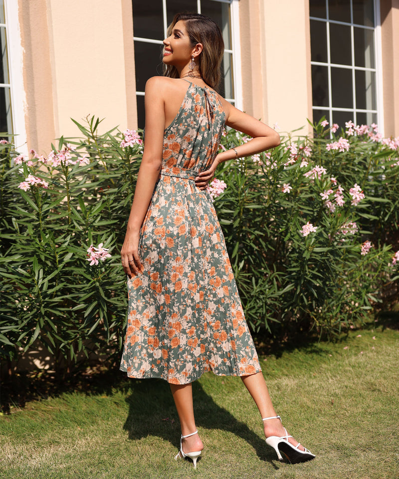 Gracefully Styled Dress for Any Occasion