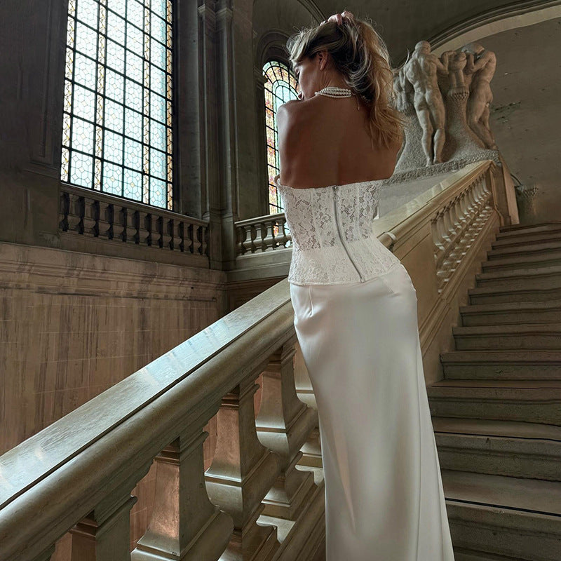 Well Tailored Top with a Graceful Silhouette
