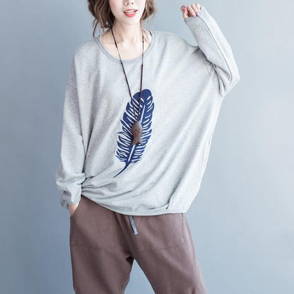Classic Vintage Sweater with a Flattering Fit