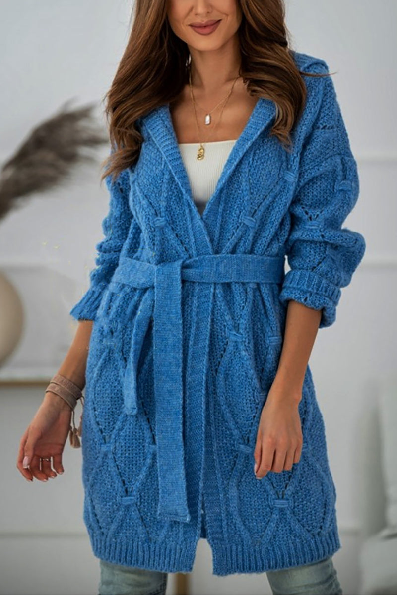 Effortlessly Elegant Cardigan with a Timeless Design