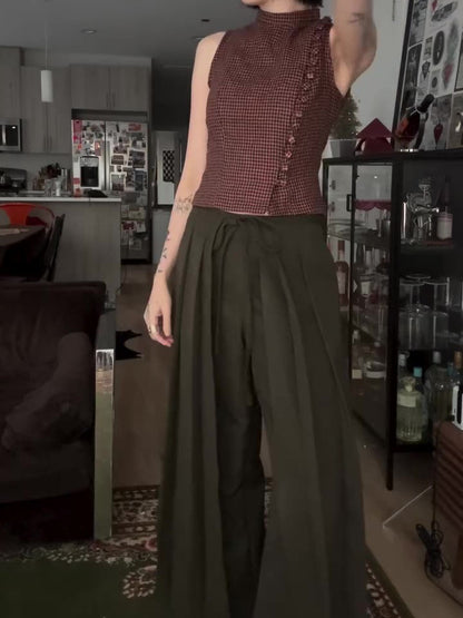 Beautifully Finished Pants in a Timeless Design
