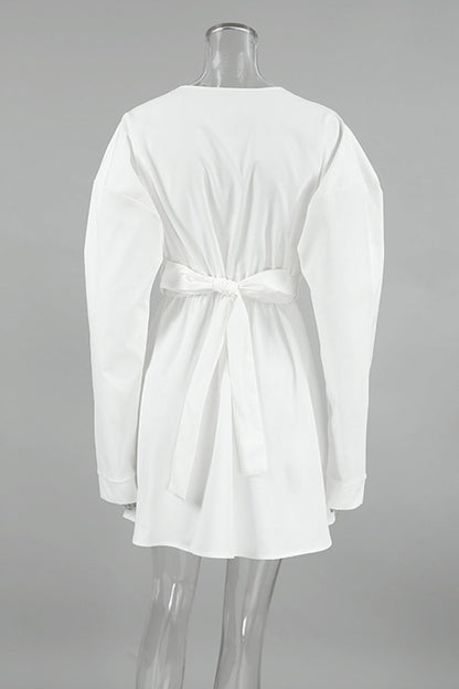 Beautifully Finished Dress in a Timeless Design