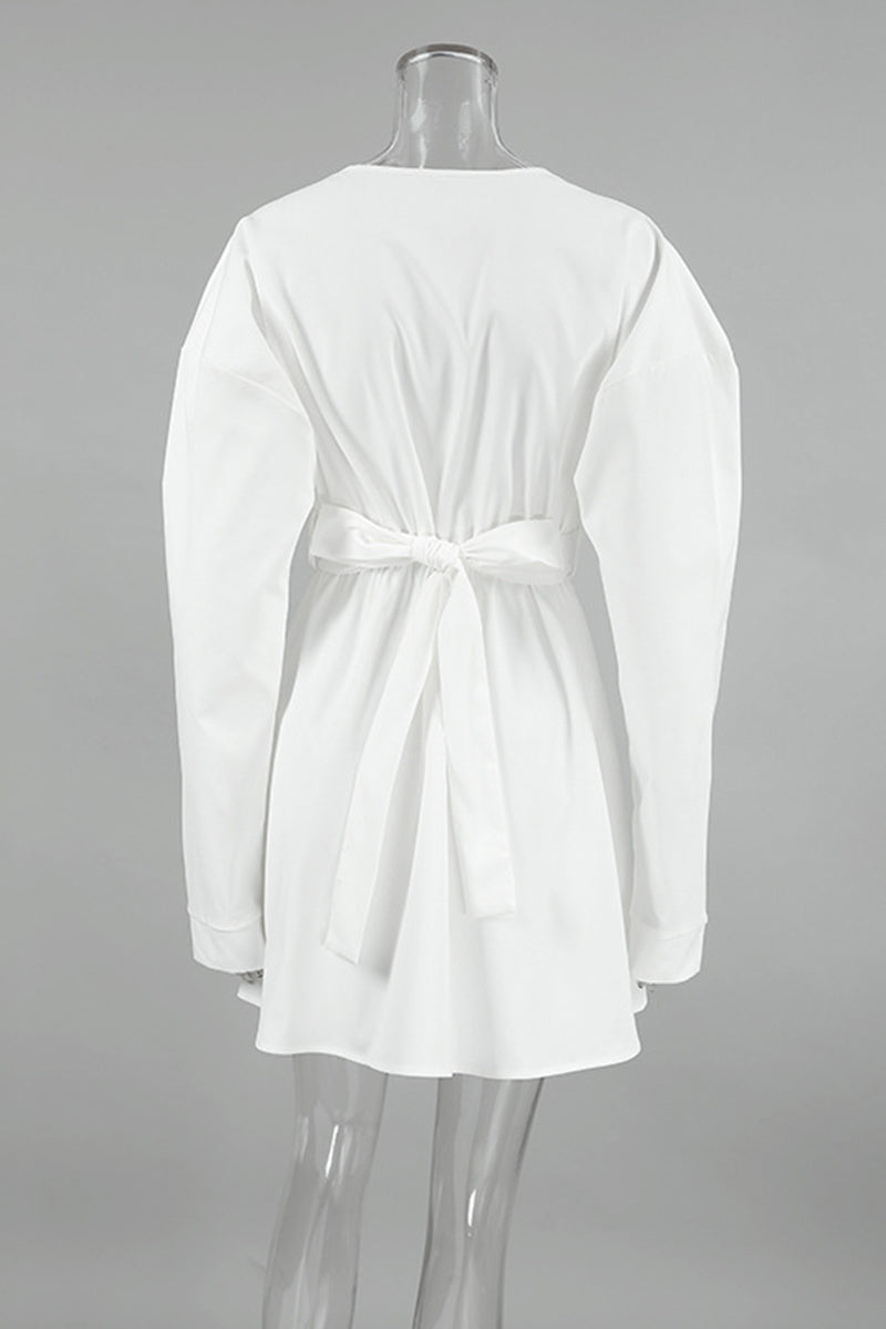 Beautifully Finished Dress in a Timeless Design