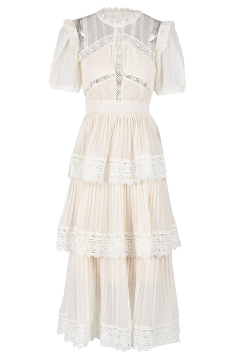 Effortlessly Elegant Dress with a Timeless Design