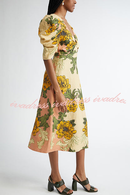 Effortlessly Elegant Dress with a Timeless Design