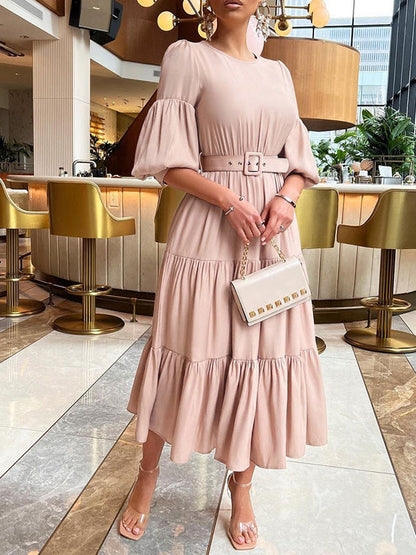 Beautifully Crafted Dress in a Classic Style