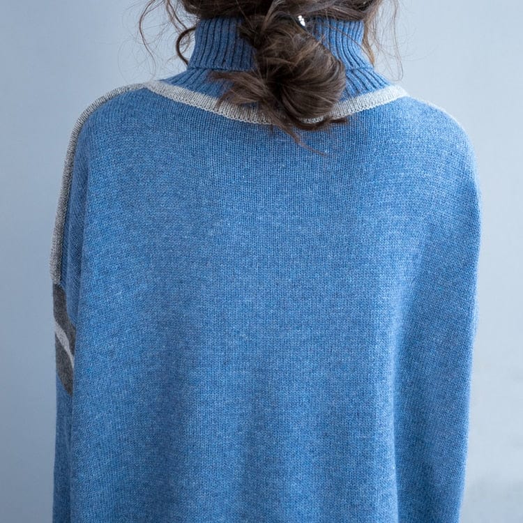 Classic Vintage Sweater with a Flattering Fit