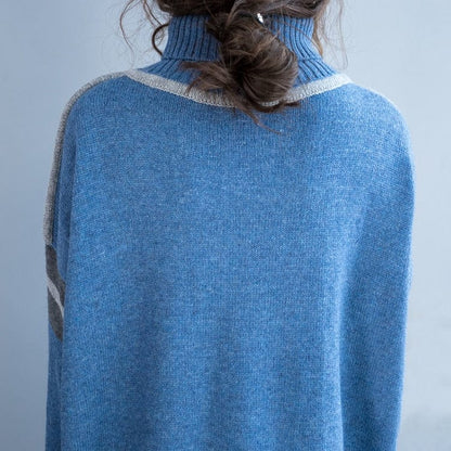 Classic Vintage Sweater with a Flattering Fit