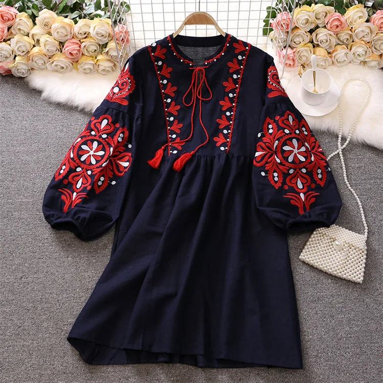 Gracefully Styled Dress for Any Occasion