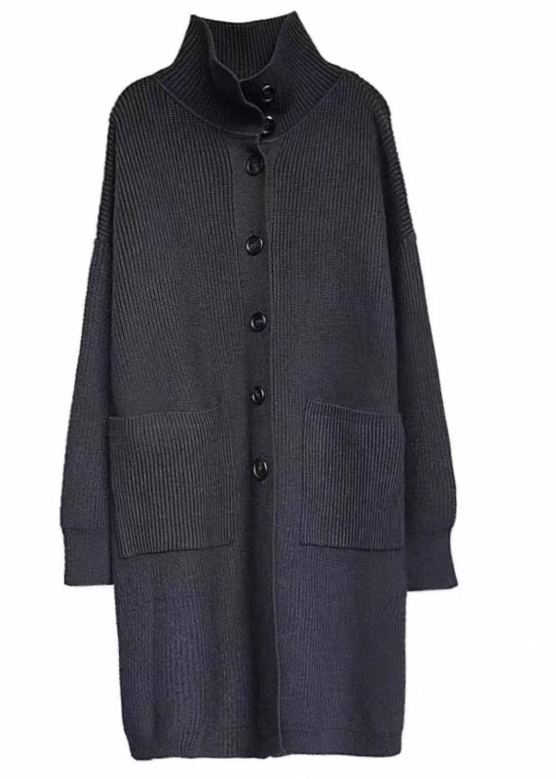 Effortlessly Elegant Sweater with a Timeless Design