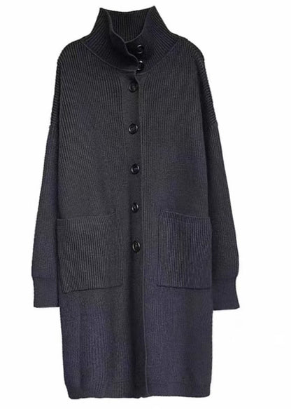 Effortlessly Elegant Sweater with a Timeless Design