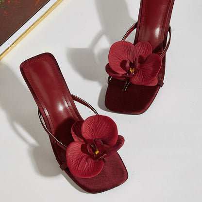 Chic Orthopedic Sandals with Unique Design