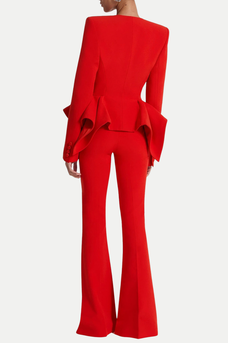 Effortlessly Elegant Garment with a Timeless Design
