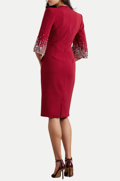 Gracefully Styled Dress for Any Occasion