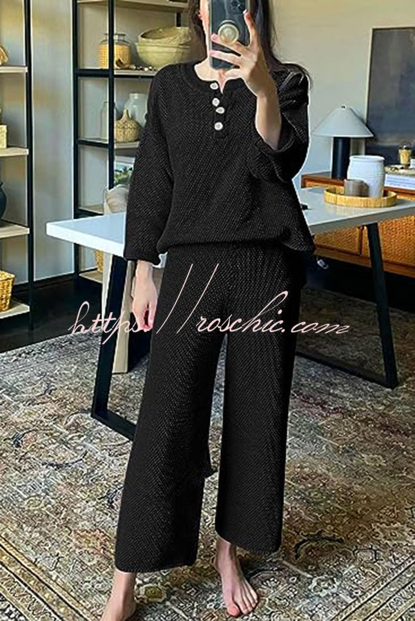 Classic Vintage & Enduringly Stylish Top
