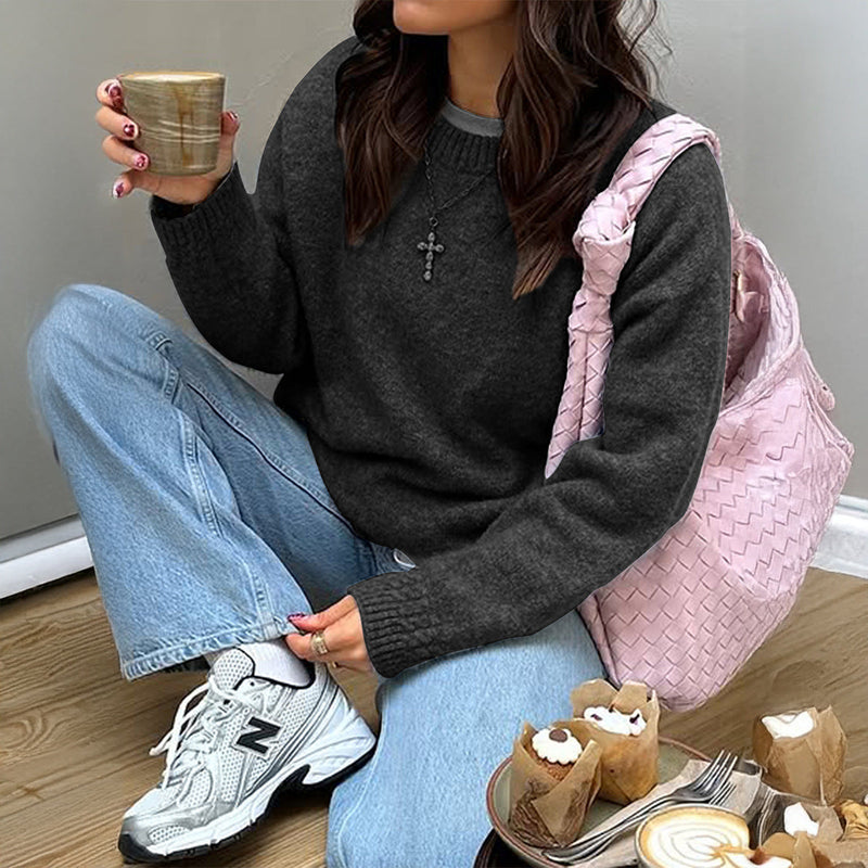 Effortlessly Elegant Sweater with a Timeless Design