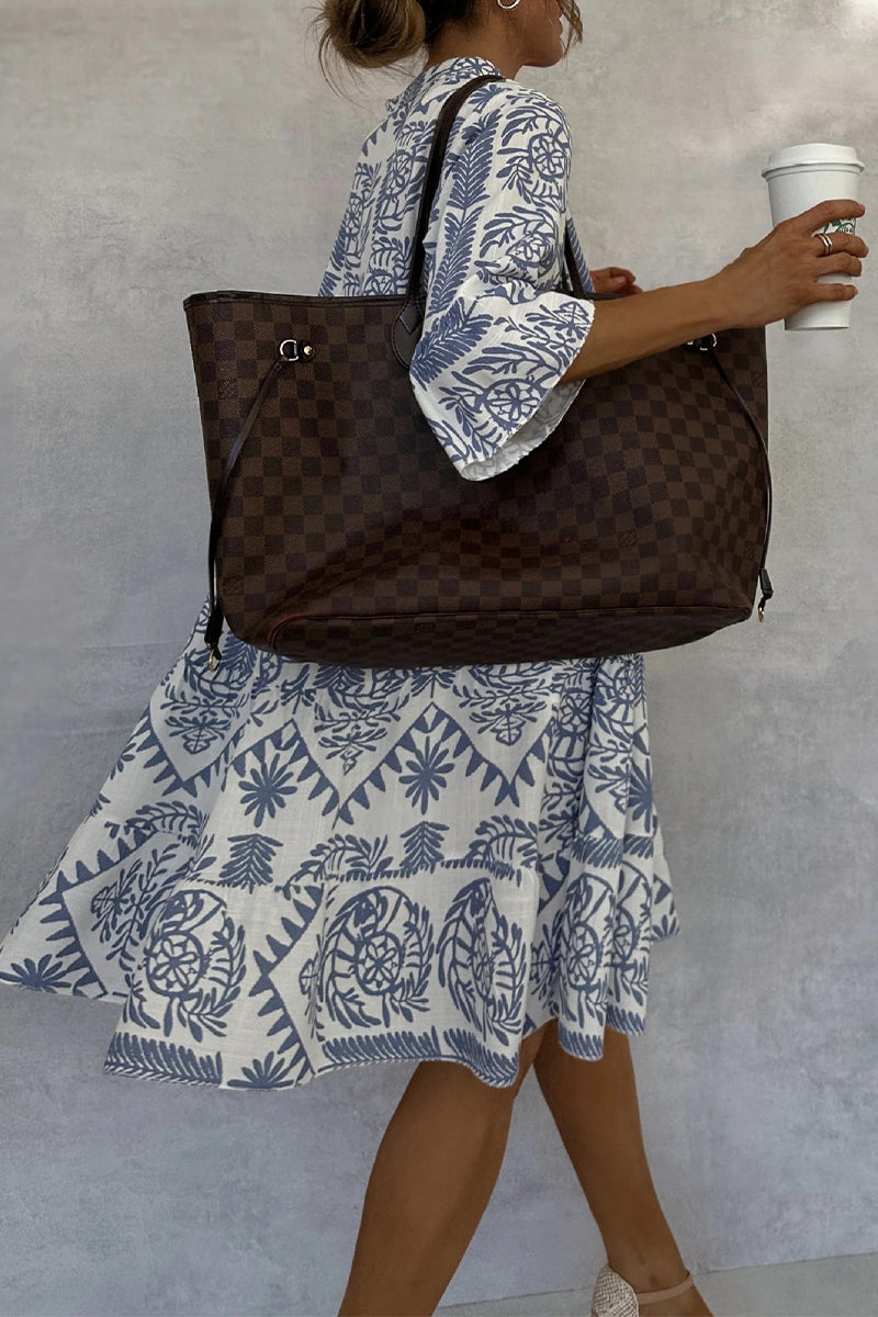 Effortlessly Elegant Dress with a Timeless Design