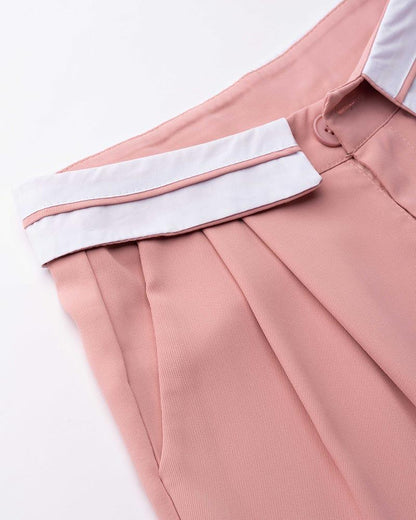 Classic Vintage Pants with a Flattering Fit