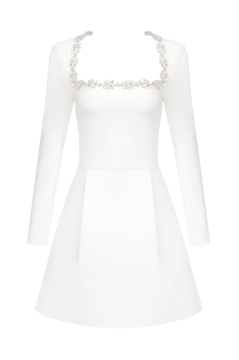 Effortlessly Elegant Dress with a Timeless Design