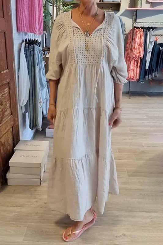 Classic Vintage Dress with a Flattering Fit