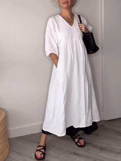 Classic Vintage Dress with a Flattering Fit
