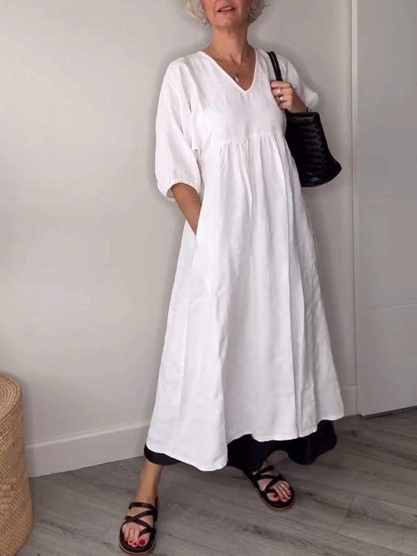 Classic Vintage Dress with a Flattering Fit