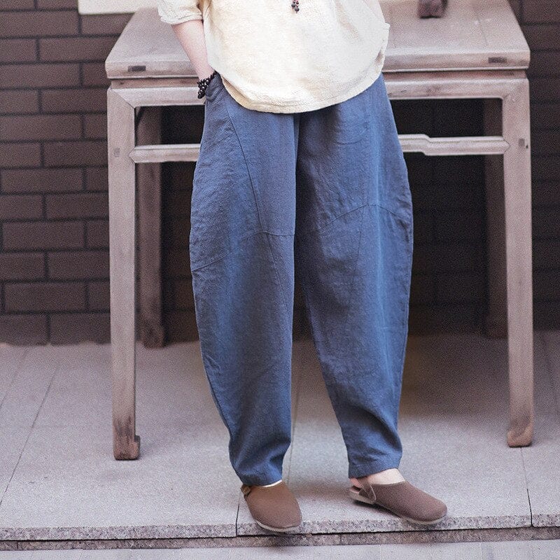 Classic Vintage Pants with a Flattering Fit