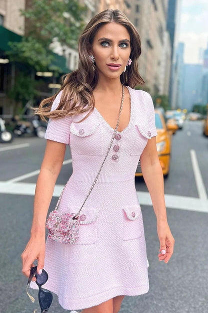 Well Tailored Dress with a Graceful Silhouette