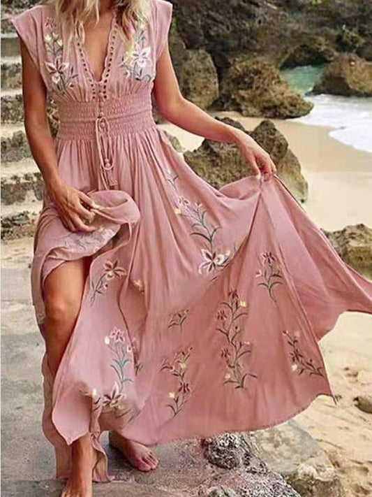 Sophisticated Dress with a Clean Classic Look