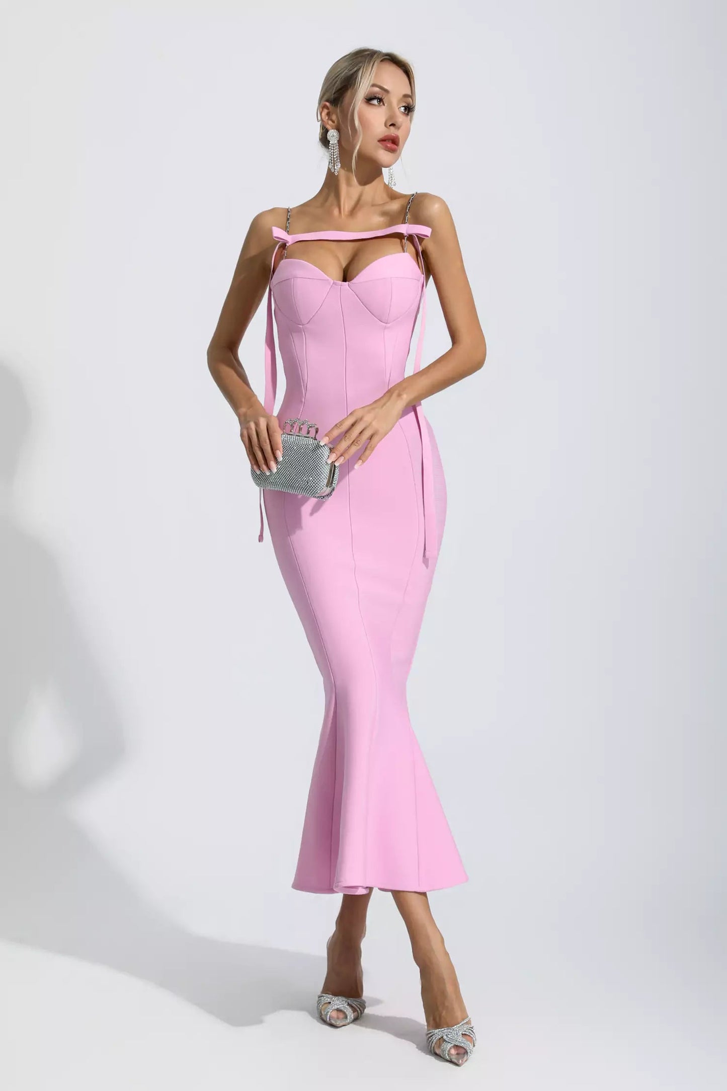 Sophisticated Dress with a Clean Classic Look