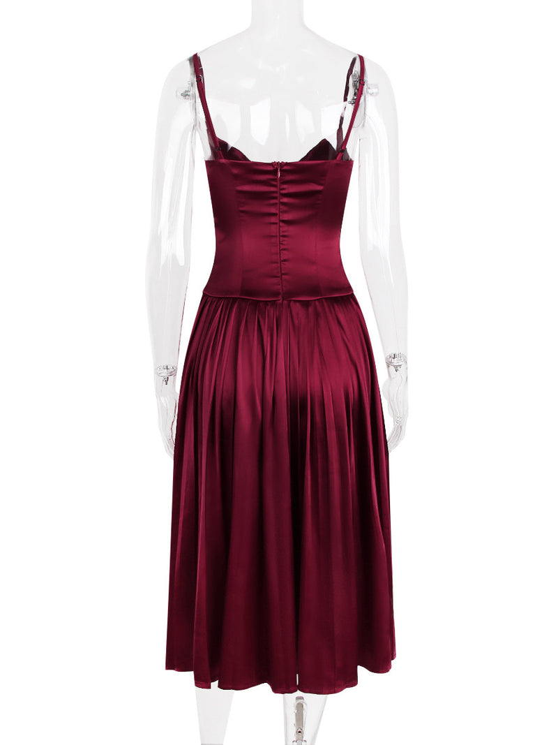 Classic Vintage Dress with a Flattering Fit