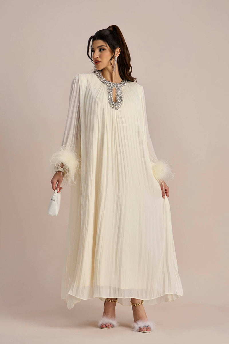 Effortlessly Elegant Dress with a Timeless Design