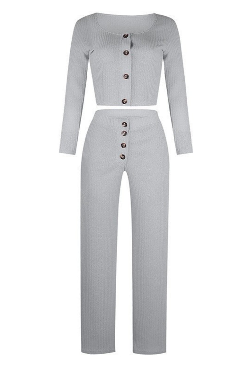 Sophisticated Pants with a Clean Classic Look