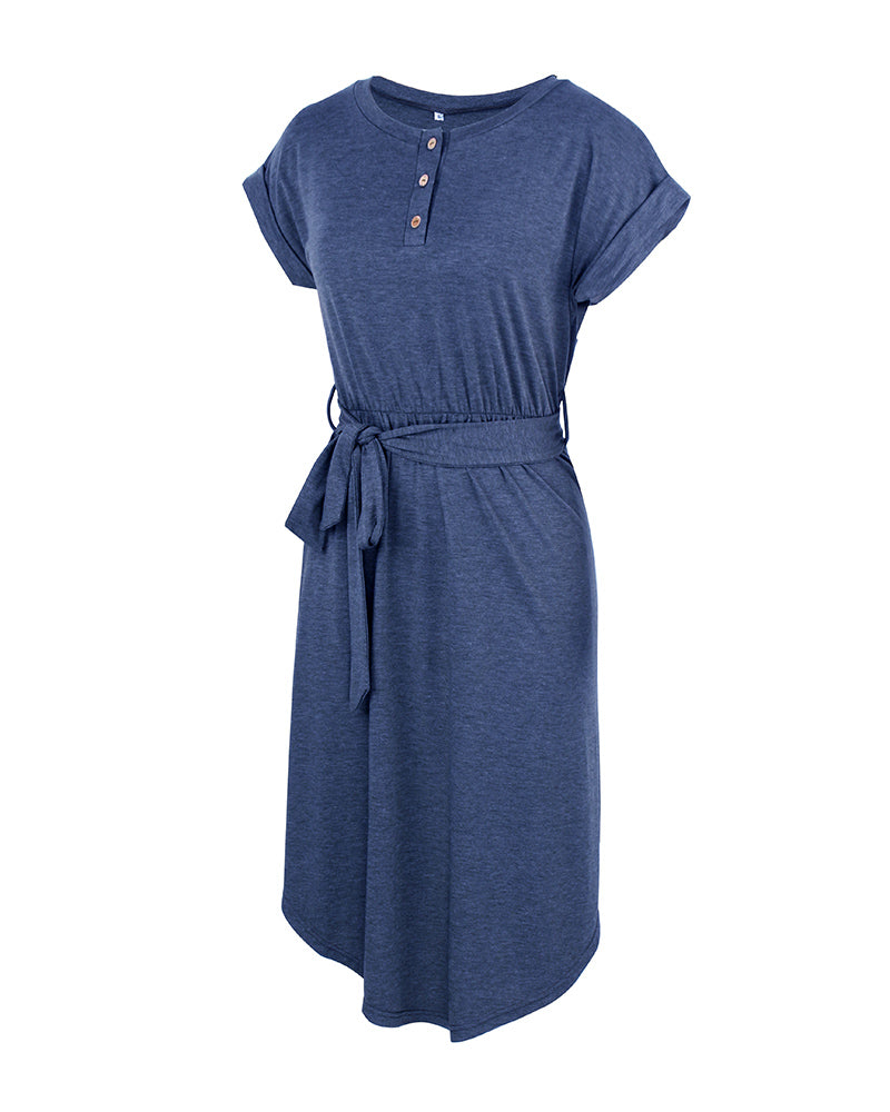 Beautifully Crafted Dress in a Classic Style