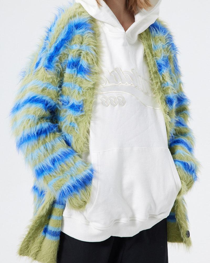 Well Tailored Cardigan with a Graceful Silhouette