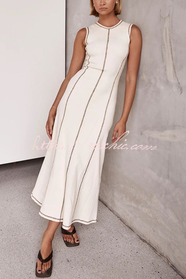 Sophisticated Dress with a Clean Classic Look