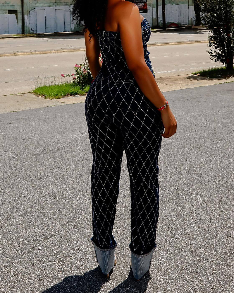 Classic Vintage Garment with a Flattering Fit