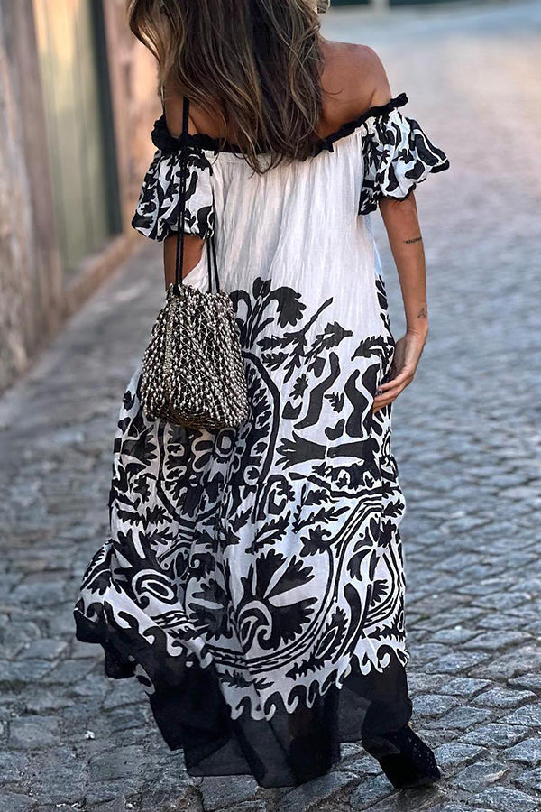 Effortlessly Elegant Dress with a Timeless Design