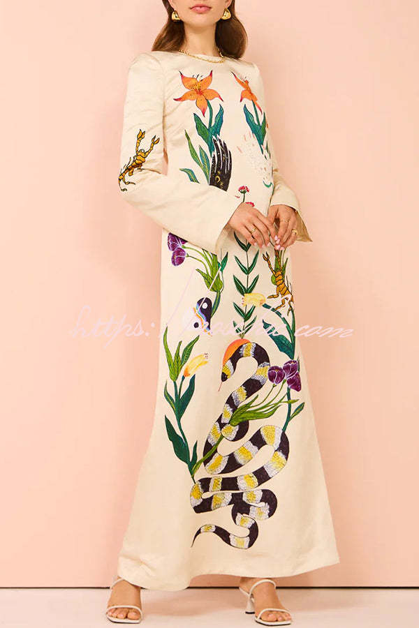 Well Tailored Dress with a Graceful Silhouette
