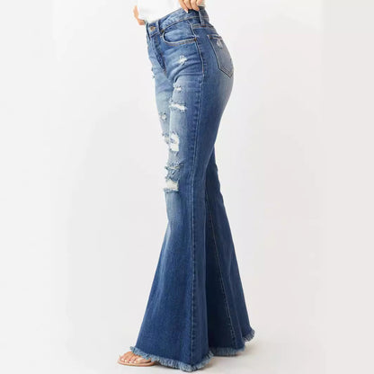 Well Tailored Garment with a Graceful Silhouette