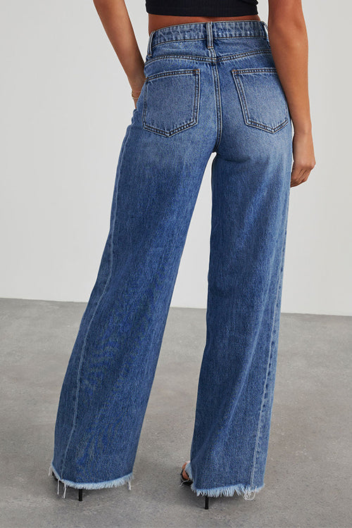 Beautifully Finished Pants in a Timeless Design