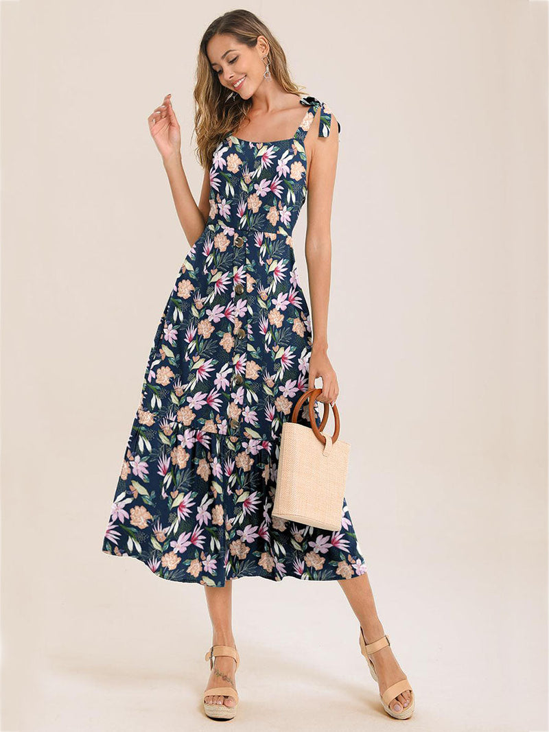 Well Tailored Dress with a Graceful Silhouette