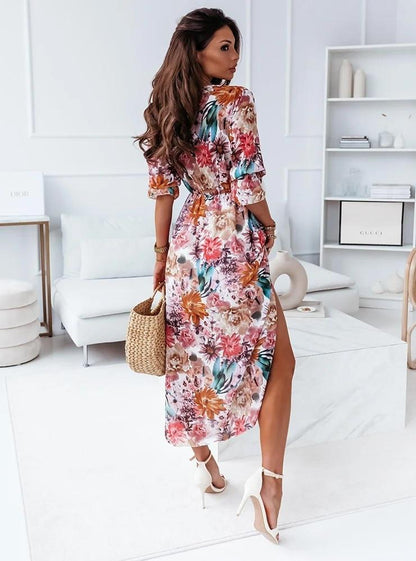 Effortlessly Elegant Dress with a Timeless Design
