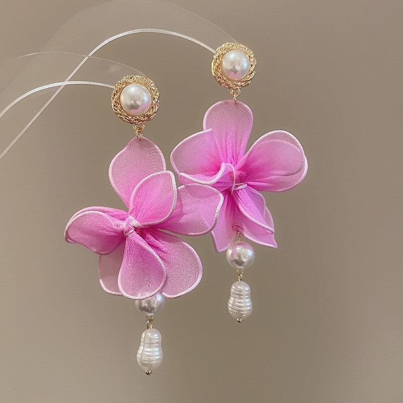 Beautiful Silver Earring with Unique Style