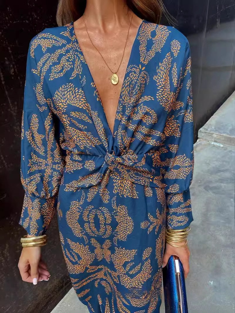 Sophisticated Dress with a Clean Classic Look